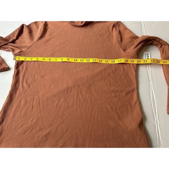 Old navy lightweight women’s turtleneck XL NWT - Picture 5 of 6